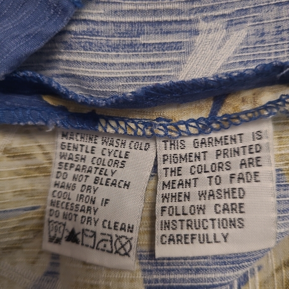 Tommy Bahama Men's Short Sleeve Button Down Shirt Size L - Picture 5 of 5